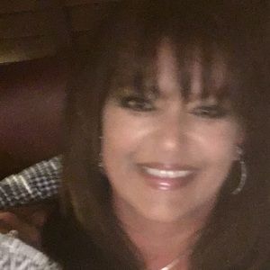 Meet your Posher, Joanna